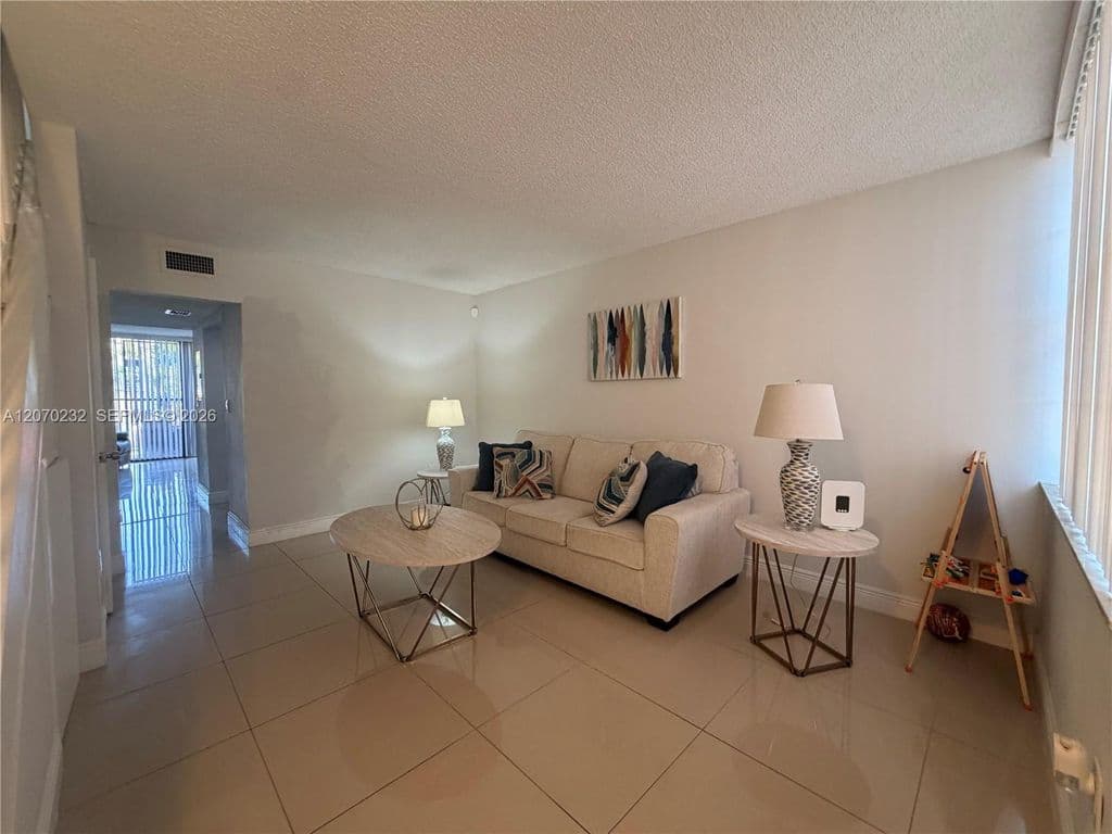 2-bedroom Property — 12241 SW 16th Ter APT 102K