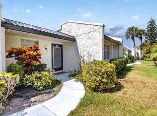 2+1 Condo — 226 LAKE CONSTANCE Drive #226, West Palm Beach, 33411