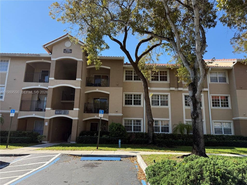 2-bedroom Condo — 11650 SW 2nd St #16102