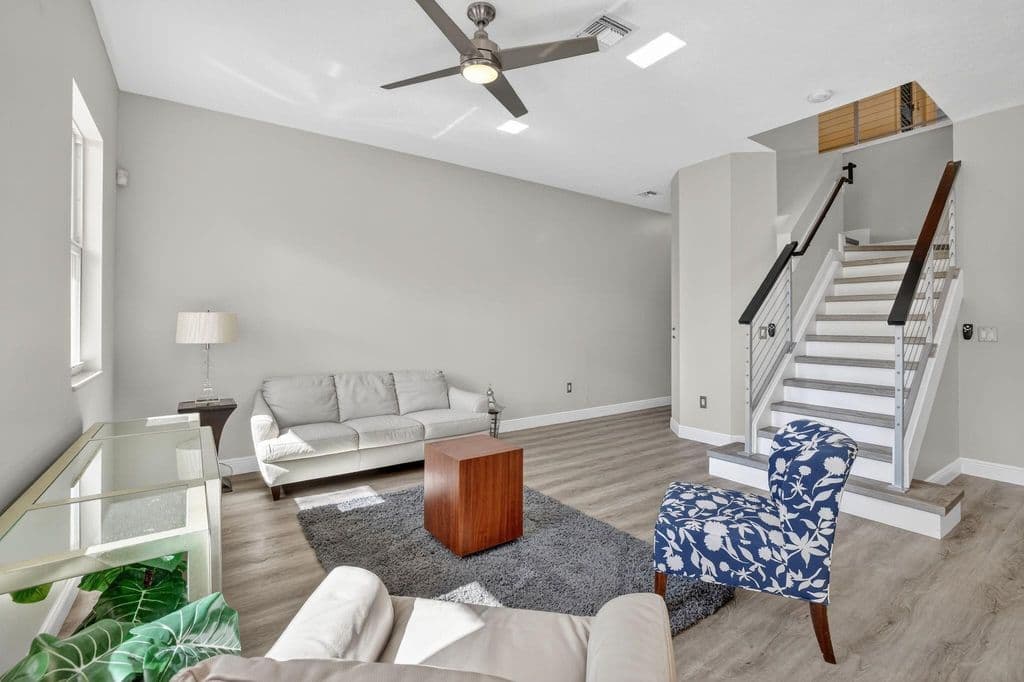 3-bedroom Property — 3024 NE 5th Terrace #10