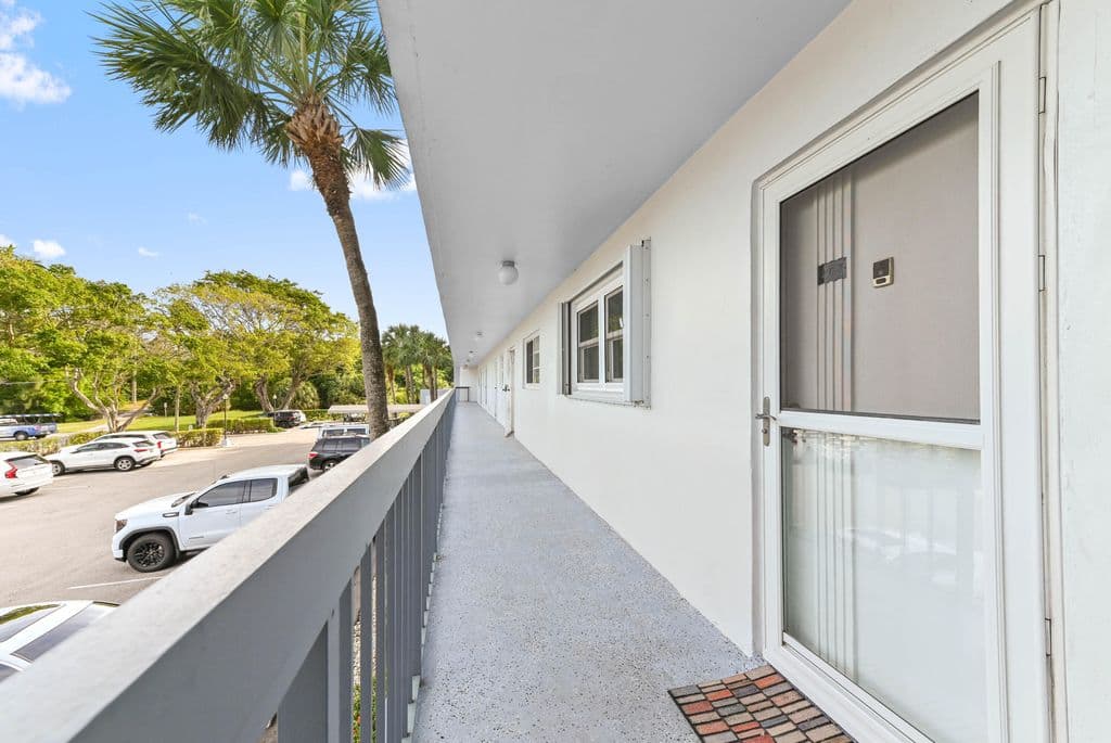 3-bedroom Condo — 198 NW 67th Street #207