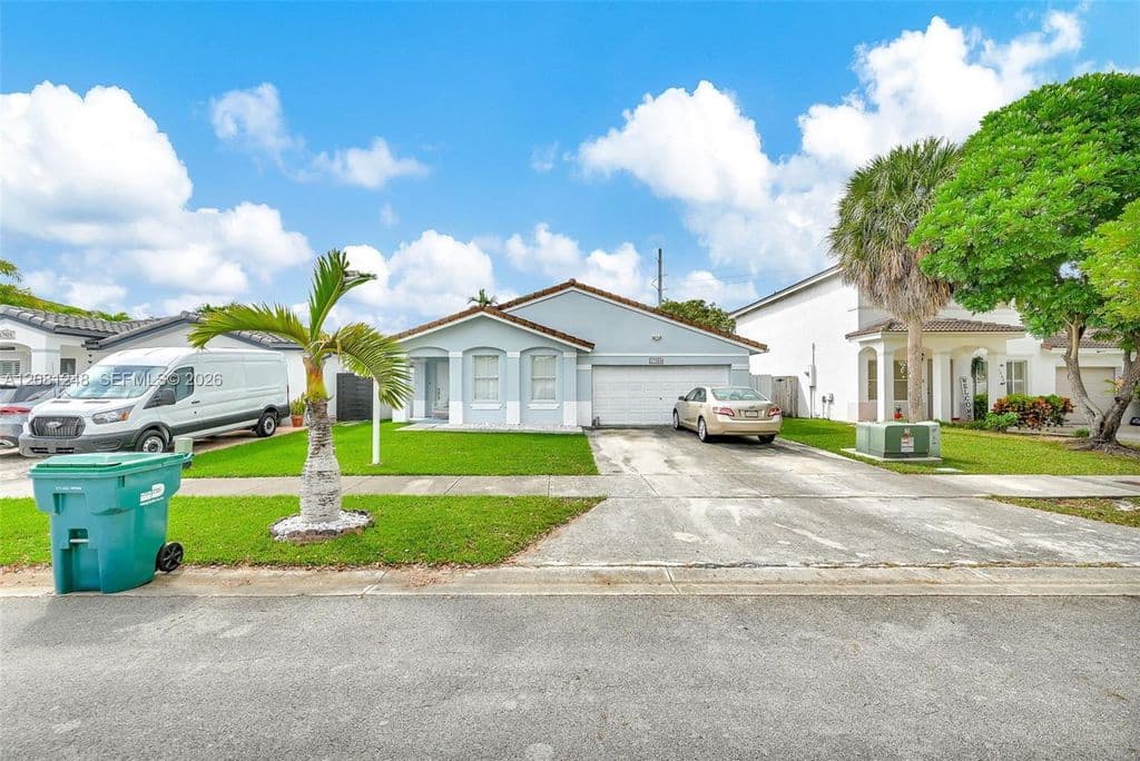 4-bedroom Single-Family Home — 17384 SW 138th Ct