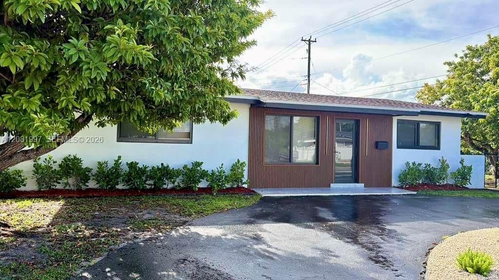 3+1 Mülk — 3210 SW 94th Ct