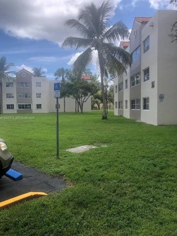 2-bedroom Condo — 6155 NW 186th St APT 209
