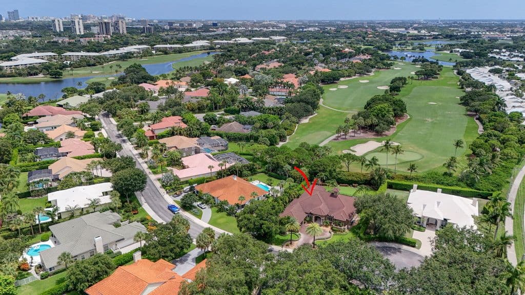 3+1 Müstakil ev — 2773 Tecumseh Drive
