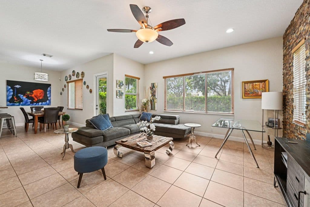 5-bedroom Single-Family Home — 553 Gazetta Way