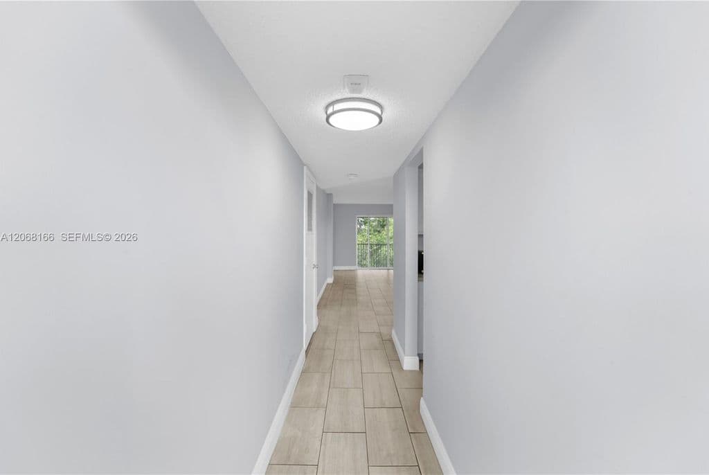 2+1 Condo — 1100 NW 87th Ave APT 508