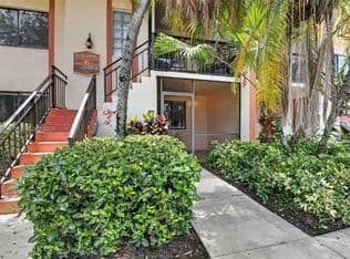 2-bedroom Condo — 359 Lakeview Dr APT 102, Fort Lauderdale, 33326