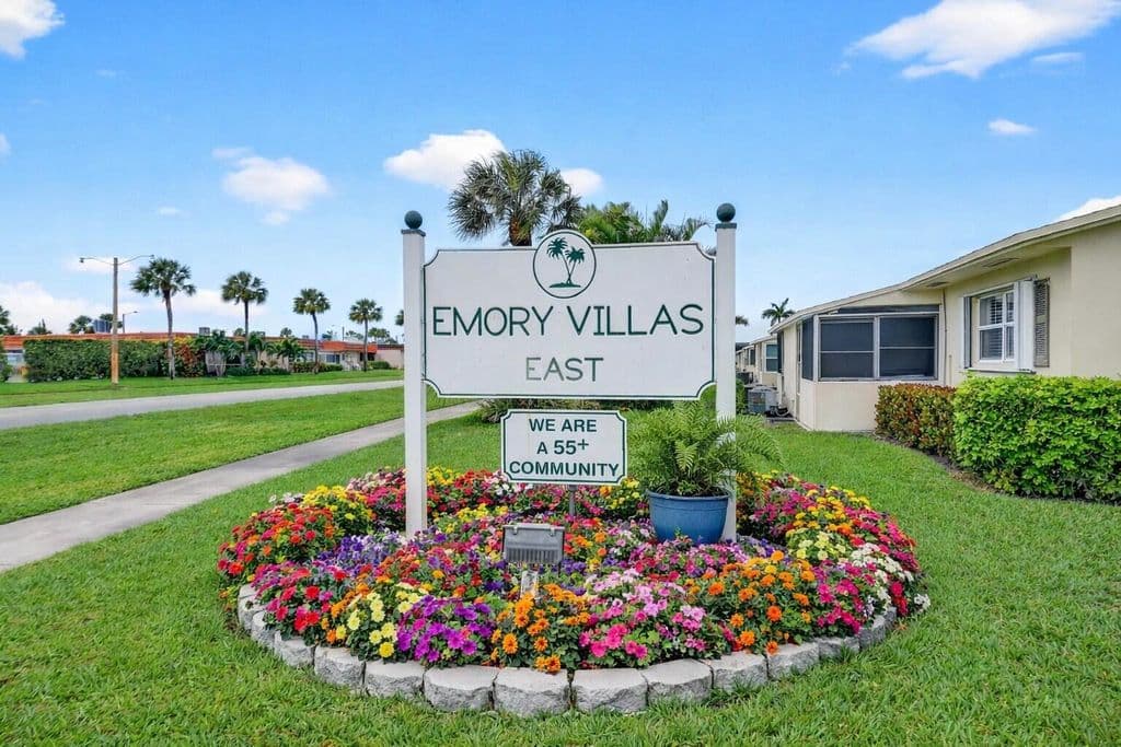 1+1 Condo — 2758 Emory Drive E #B