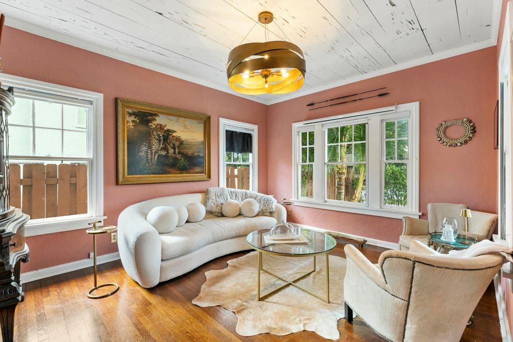 3-bedroom Single-Family Home — 416 WESTWOOD Road
