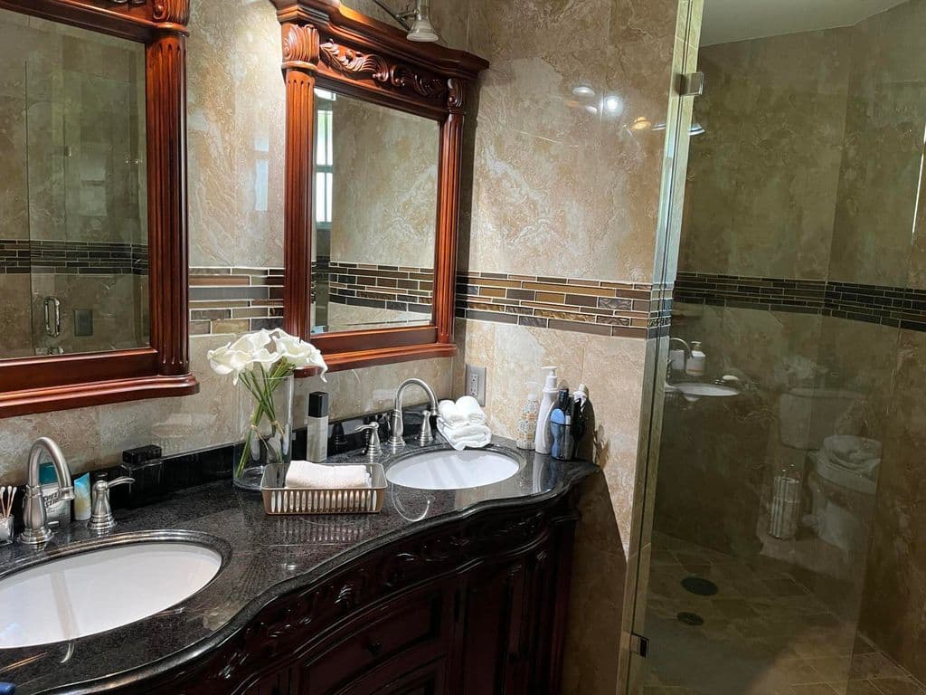 2-bedroom Condo — 6549 Via Regina #6549