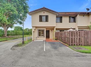 2+1 Condo — 14201 SW 57th Ln APT 1A7, Miami, 33183
