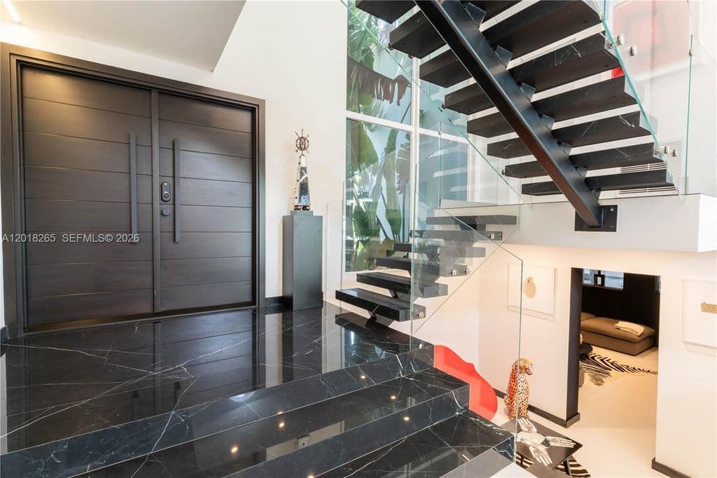 6+1 Müstakil ev — 9715 SW 89th Ct