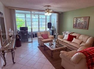 2+1 Condo — 8330 Sands Point Blvd APT N208, Fort Lauderdale, 33321