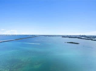 3-bedroom Condo — 700 NE 26th Ter #4701, Miami, 33137