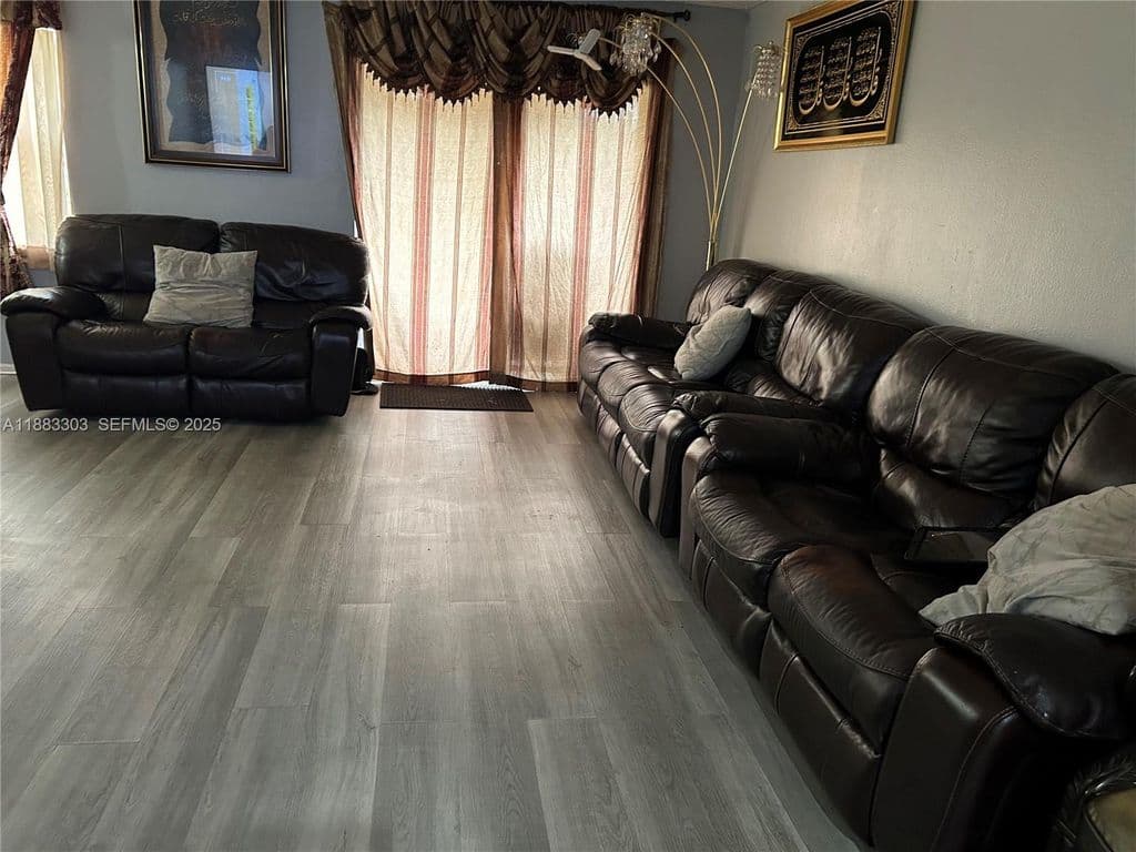 2-bedroom Condo — 18111 NW 68th Ave APT G206