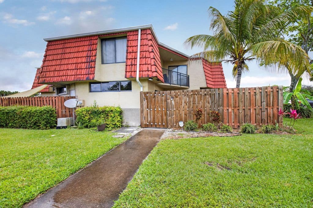 2-bedroom Property — 8385 Trent Court #D