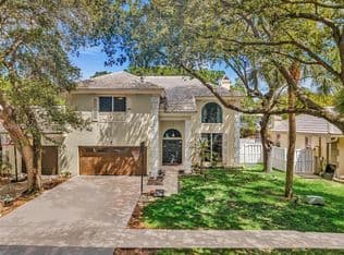 4+1 Müstakil ev — 10301 Panama St, Hollywood, 33026
