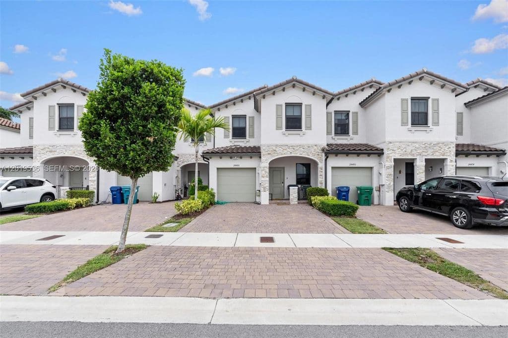 3+1 Mülk — 24486 SW 119th Pl