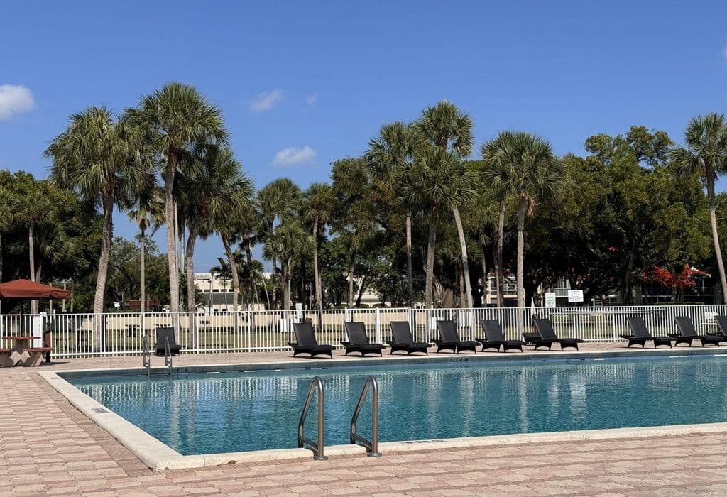 1+1 Condo — 3161 NW 47th Terrace #311