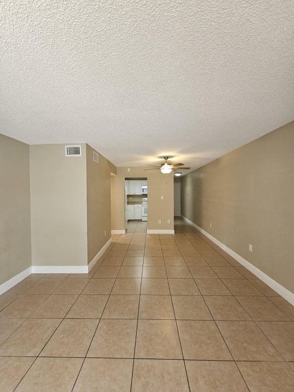 2-bedroom Condo — 4324 NW 9TH Avenue #6-1C