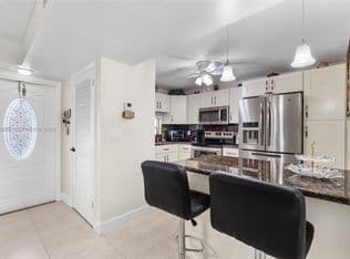 1+1 Condo — 9420 S Hollybrook Lake Dr APT 206, Pembroke Pines, 33025