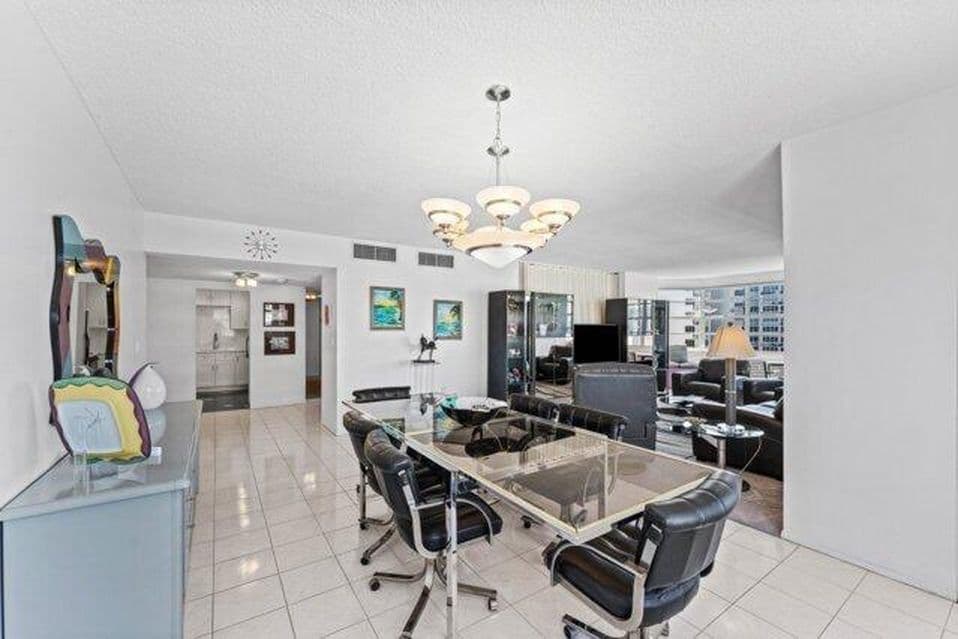 3+1 Condo — 1980 S OCEAN Drive #18Q