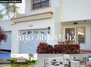 2-bedroom Townhouse — 21150 Jib Ct APT J12, Aventura, 33180