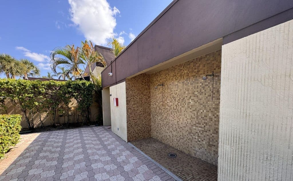 1+1 Condo — 3161 NW 47th Terrace #311
