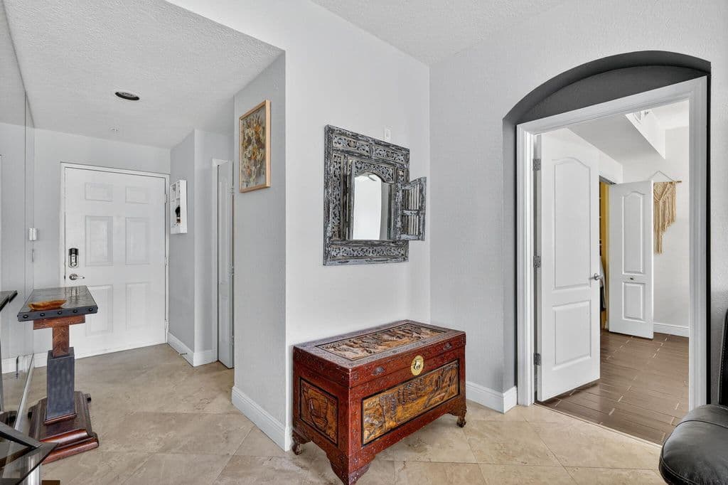 2+1 Condo — 11011 Legacy Lane #105