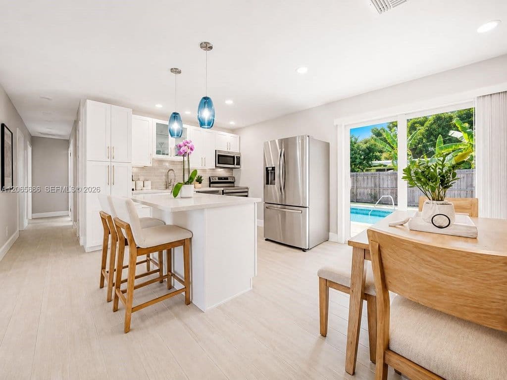 4-bedroom Single-Family Home — 1321 NE 26th Ter