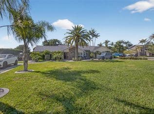 4-bedroom Single-Family Home — 15050 SW 167th St, Miami, 33187
