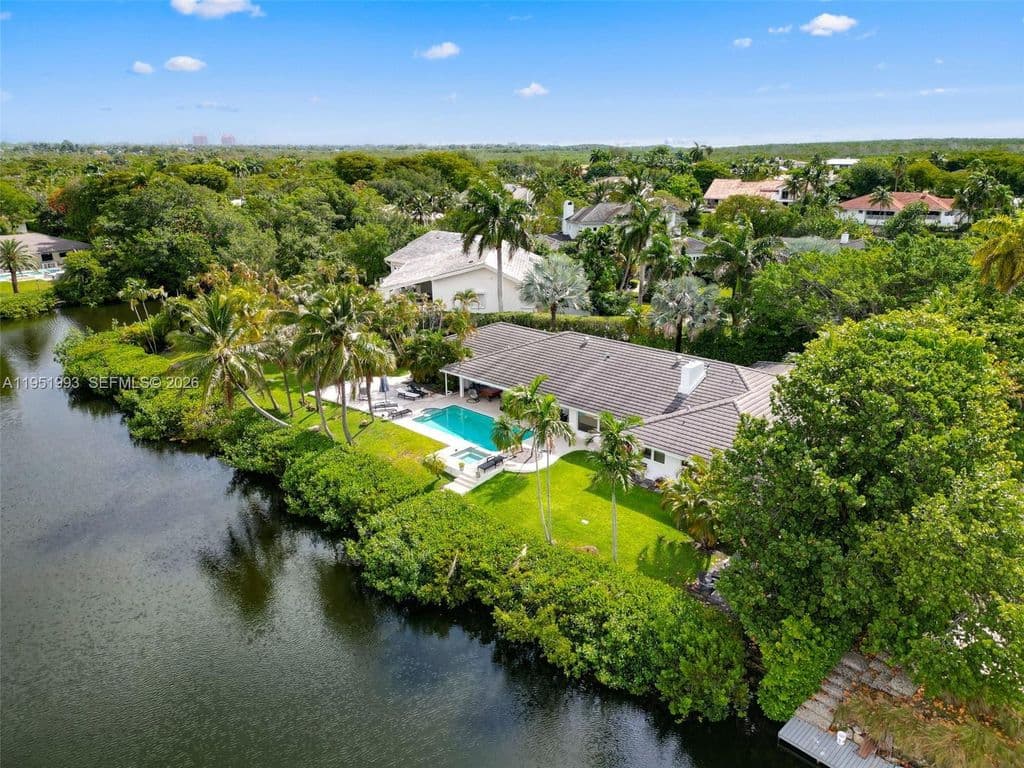 5-bedroom Single-Family Home — 415 Rovino Ave