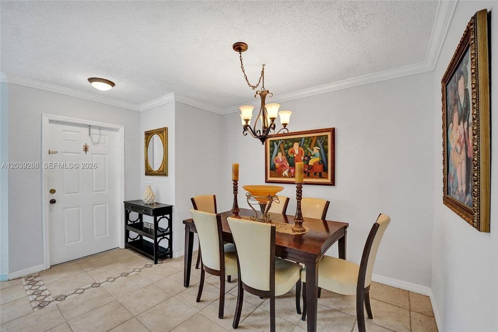 3-bedroom Property — 806 NW 208th Way