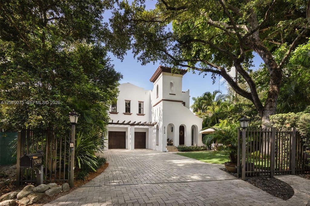 4-bedroom Single-Family Home — 3740 Irvington Ave