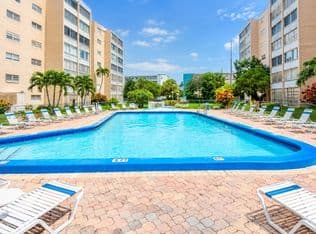 2+1 Condo — 301 NE 14th Ave APT 507, Hallandale Beach, 33009