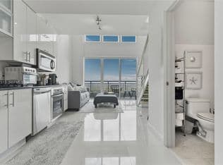 1-bedroom Condo — 60 SW 13th St APT 2805, Miami, 33130