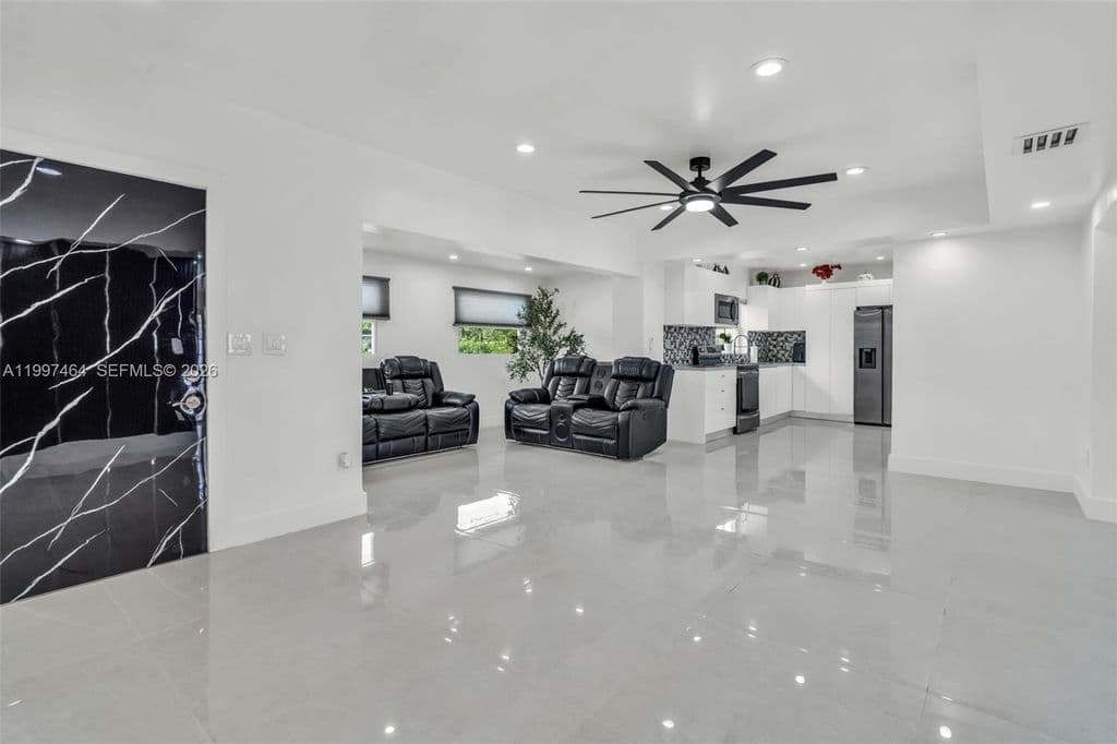 3-bedroom Single-Family Home — 1055 NE 144th St