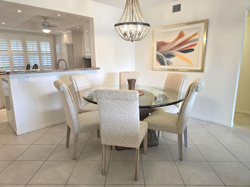 2-bedroom Condo — 3205 Portofino Pt #K1
