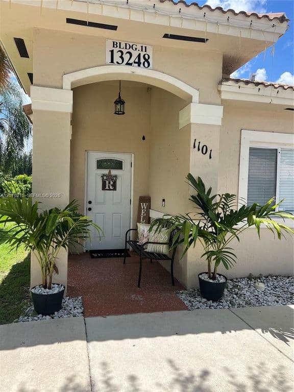3+1 Mülk — 13248 Old Biscayne Dr APT 1101