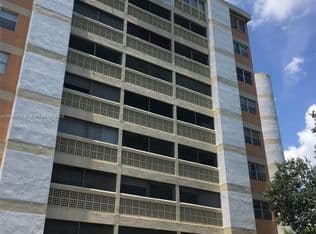 2+1 Condo — 3301 Spanish Moss Ter APT 906, Fort Lauderdale, 33319