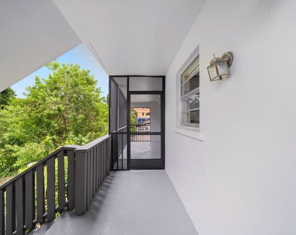 2-bedroom Condo — 651 PINE Drive #201