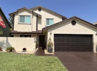4-bedroom Single-Family Home — 940 SW 96TH Avenue, Pembroke Pines, 33025