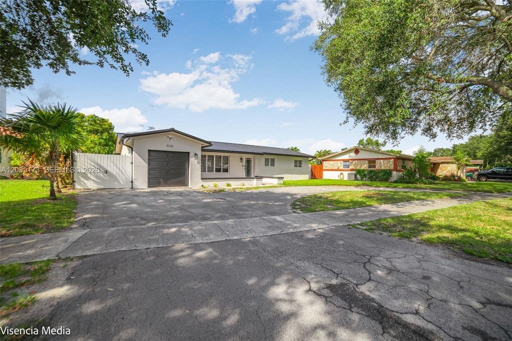 3+1 Müstakil ev — 10316 SW 50th St