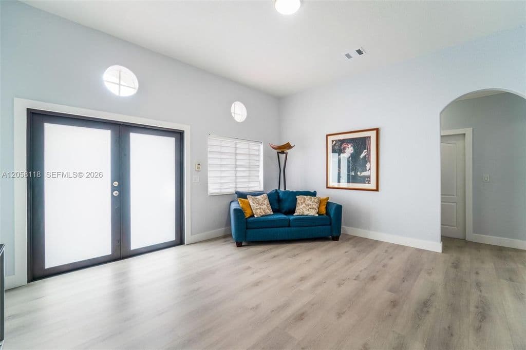3-bedroom Single-Family Home — 15819 SW 54th Ter