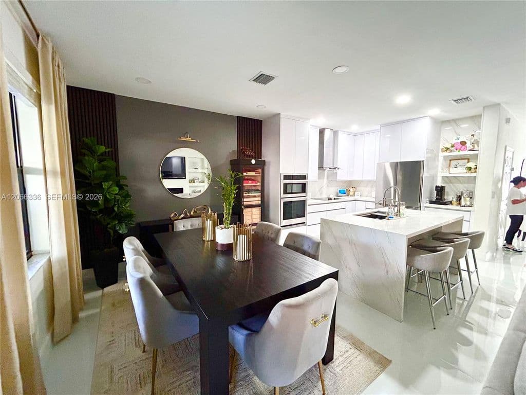 3+1 Mülk — 17506 SW 153rd Ct