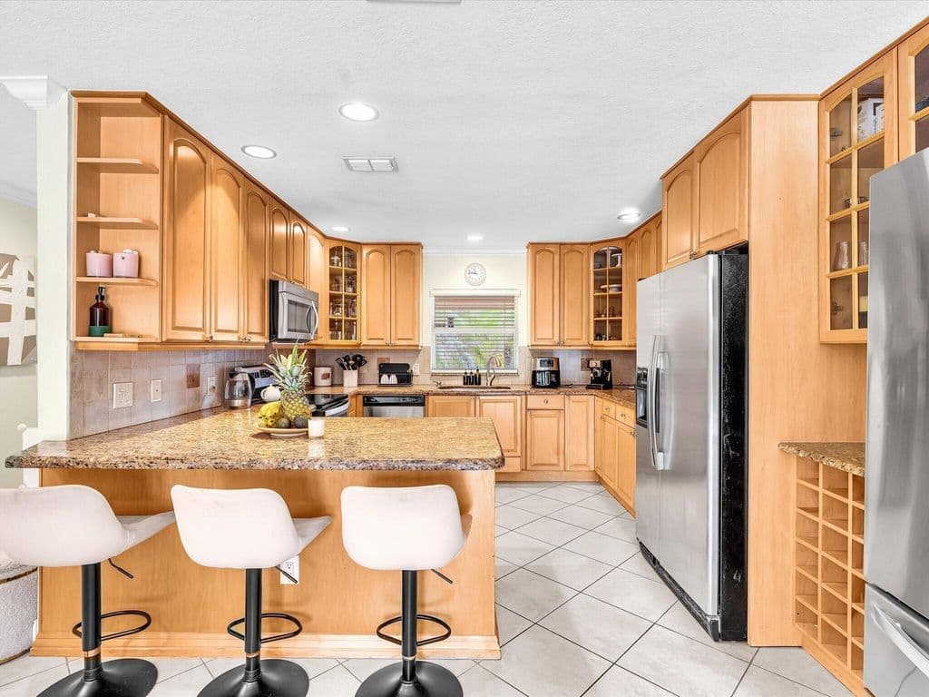 4-bedroom Single-Family Home — 11 FOREST HILLS Lane