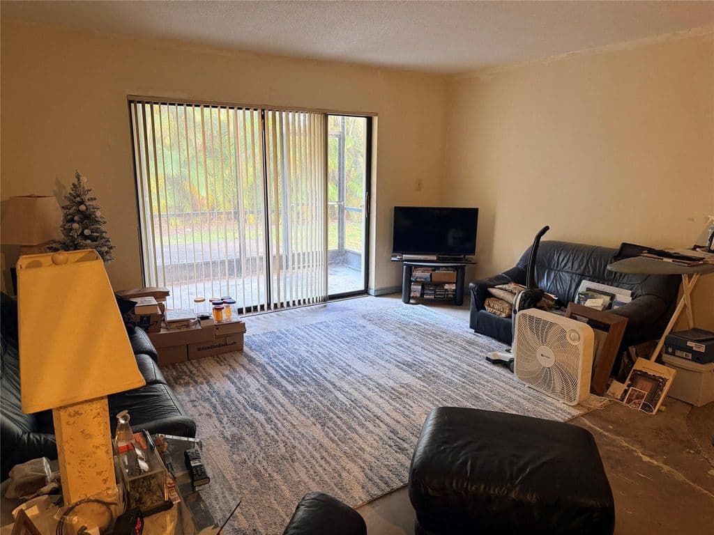2-bedroom Condo — 136 S Cypress Road #317