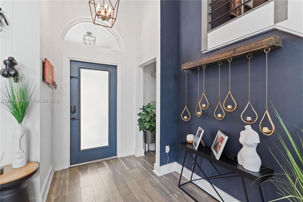 3+1 Müstakil ev — 7840 Rockport Cir