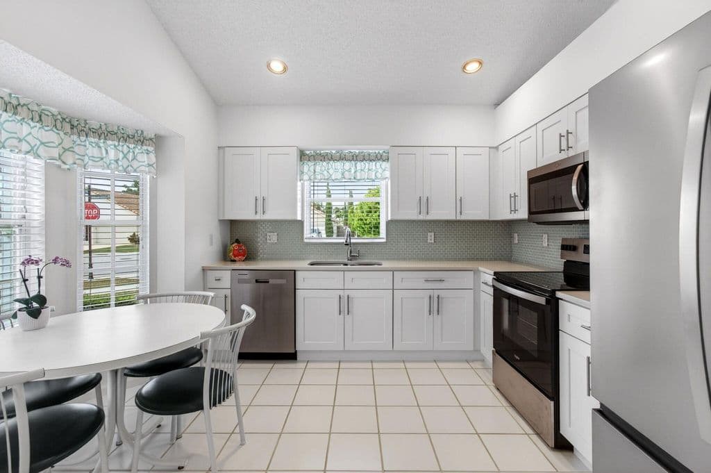 3-bedroom Single-Family Home — 14050 Fair Isle Drive